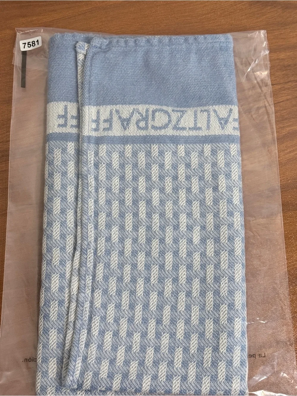 Pfaltzgraff Light Blue Patterned Tea Towel